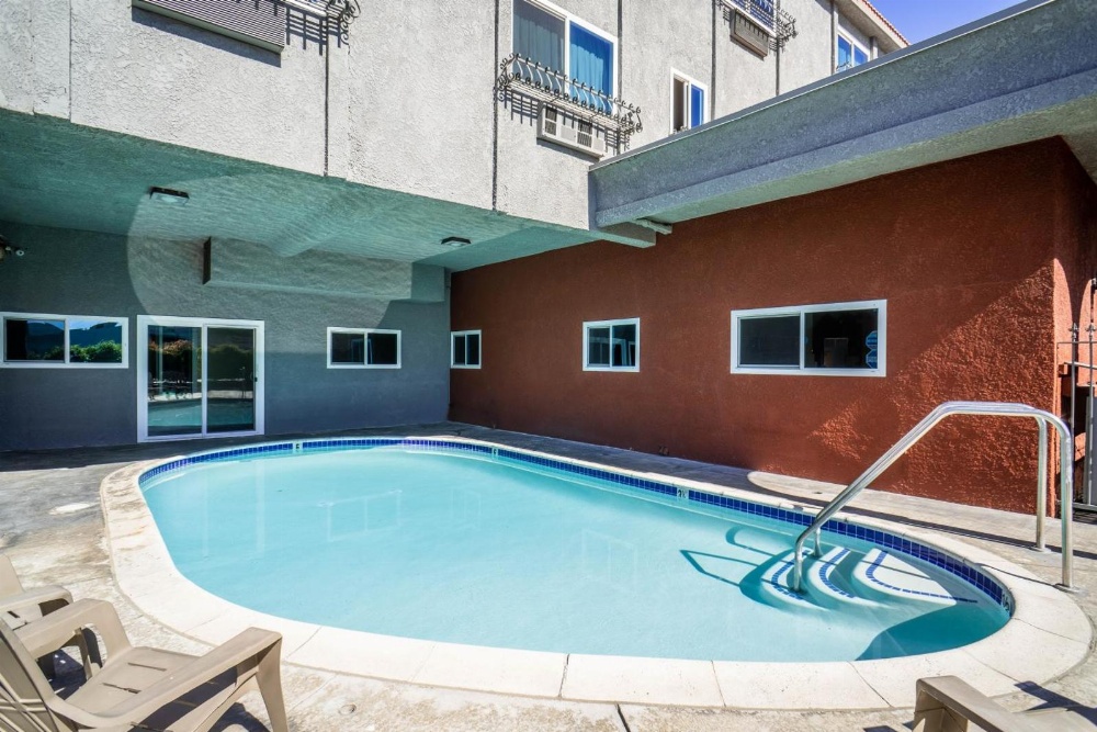 Maywood Inn Ana resim